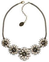 Konplott - Lotus Flower - Weiß, Antikmessing, Halskette